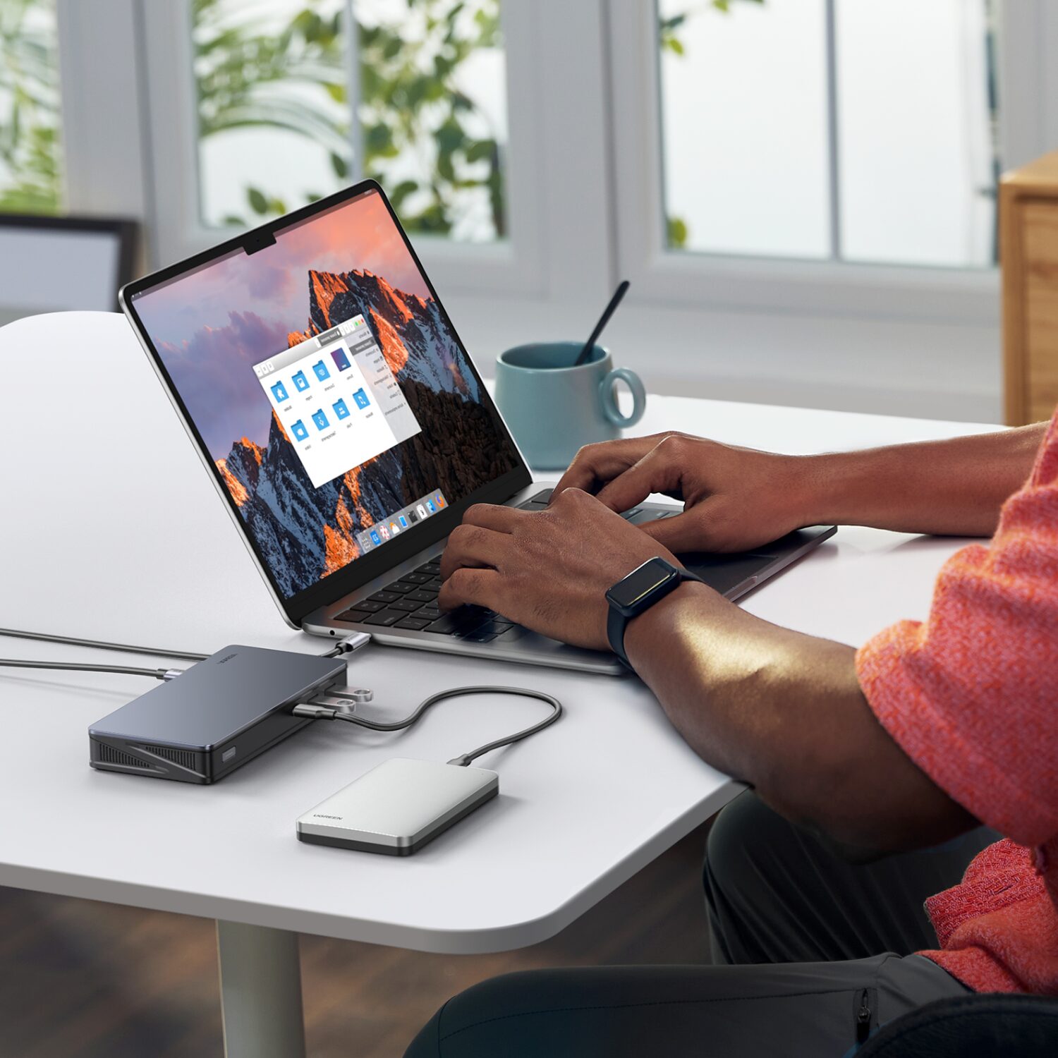 UGREEN Revodok Pro 9-in-1 Type-C Universal Docking Station - Image 7